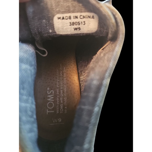 TOMS Women's Size 9 Camo Wedge Heels Fall Outfit Casual Platform Shoes - Picture 4 of 4